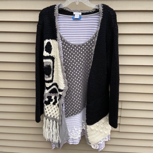 EUC Laetitia asymmetrical fringe patch cardigan - Picture 4 of 6